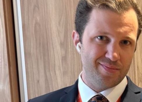 Βουλιαγμένη: Το σπαρακτικό αντίο της μητέρας του 34χρονου δύτη που έχασε τη ζωή του στο Πηγάδι του Διαβόλου