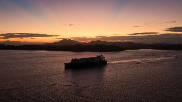 «Εχθρικό» χαρακτηρίζει η Μόσχα το σχέδιο της Βρετανίας για νηοψίες σε ρωσικά πλοία