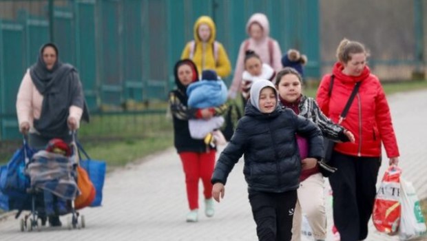 Στροφή της ΕΕ στη μεταναστευτική πολιτική: «Πράσινο φως» για κέντρα απέλασης εκτός Ευρώπης