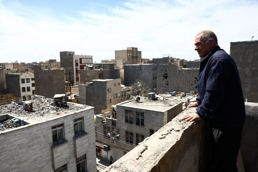 Το ρουμπίνι της Ανατολής: Η μέρα που η Περσία έγινε Ιράν και πώς το πετρέλαιο «άλλαξε το στέμμα με το τουρμπάνι»