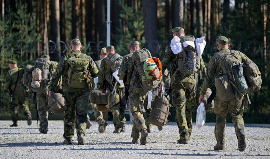 Έρευνα ΝΕΩΝ: Οι νέοι αγαπάνε την πατρίδα αλλά δεν θα πάνε στον πόλεμο