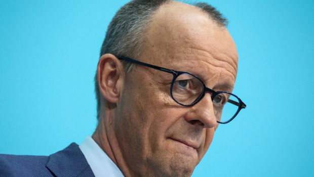 Ο Μερτς δεν βλέπει επιτυχία στον πόλεμο κατά του Ιράν - «Αν θέλατε τη βοήθειά μας, να μας ρωτούσατε εκ των προτέρων» λέει στον Τραμπ