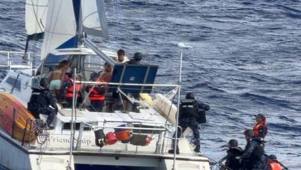 Iστιοφόρα που μεταφέρουν ανθρωπιστική βοήθεια έφτασαν στην Αβάνα