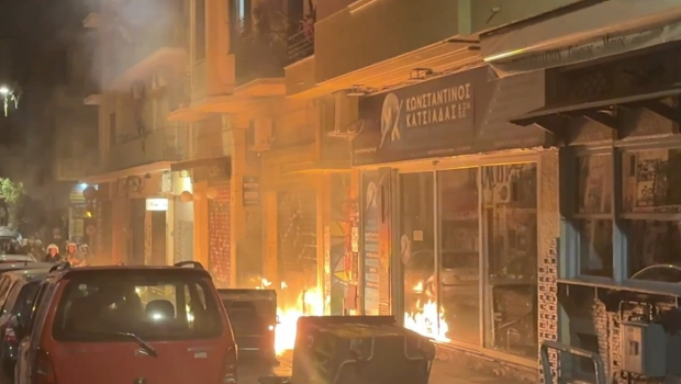 Επεισόδια τα ξημερώματα στα Εξάρχεια με 114 προσαγωγές