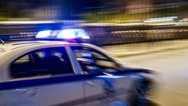 Επεισοδιακή καταδίωξη 19χρονου στο Χαλάνδρι - Τράκαρε με τους αστυνομικούς, οδηγούσε υπό την επήρεια αλκοόλ
