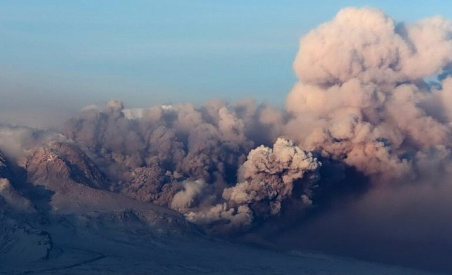 Ρωσία: Εξερράγη το ηφαίστειο Σιβελούτς στην Καμτσάκα – Τέφρα έφθασε στα 11.000 μέτρα ύψος