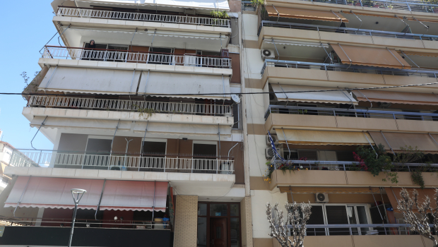 Ζωγράφου: Συνελήφθη ο γιος της οικογένειας - Μητέρα και κόρη βρέθηκαν νεκρές σε διαμέρισμα