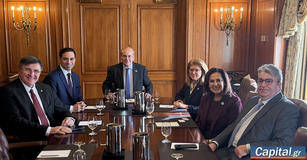 Πιο κοντά από ποτέ η Ελλάδα με την ομογένεια χάρη στην...