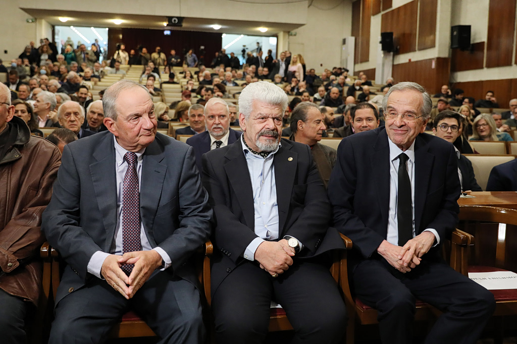 Κοινή εμφάνιση Καραμανλή-Σαμαρά στο Πολεμικό Μουσείο – «Η πραγματική, υπαρκτή εθνική απειλή είναι η Τουρκία όχι το Ιράν»