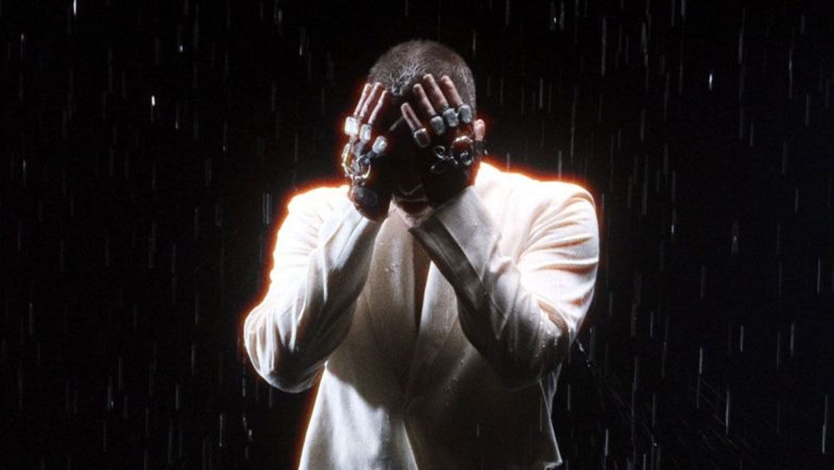 Good job Nicky: Το επίσημο music video του «Dark side of the moon» είναι εδώ!