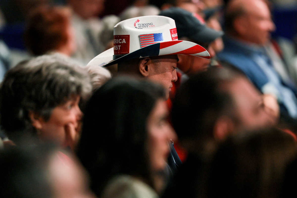 MAGA ρωγμές - Διχασμός για τον πόλεμο στο Ιράν, προεκλογική ενότητα γύρω από τον Τραμπ