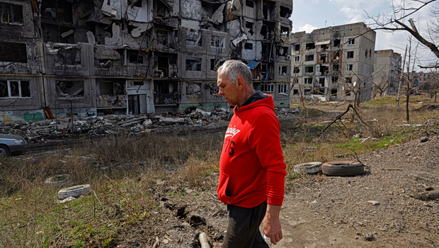 Η Ρωσία δηλώνει ότι έχει αναλάβει τον πλήρη έλεγχο της περιφέρειας Λουχάνσκ στην ανατολική Ουκρανία
