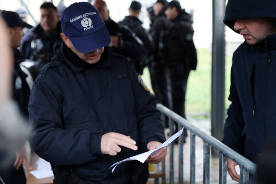 ÁÖÉÎÇ ÓÕÃÃÅÍÙÍ ÊÁÉ ÄÉÊÇÃÏÑÙÍ ÓÔÏ ×ÙÑÏ ÐÏÕ ÄÉÅÎÁÃÅÔÁÉ Ç ÄÉÊÇ ÃÉÁ ÔÏ ÄÕÓÔÕ×ÇÌÁ ÔÙÍ ÔÅÌÐÙÍ ÓÔÇÍ ËÁÑÉÓÁÖÙÔÏÃÑÁÖÏÓ: ÊÏÕÓÉÙÑÁÓ ÂÁÃÃÅËÇÓ