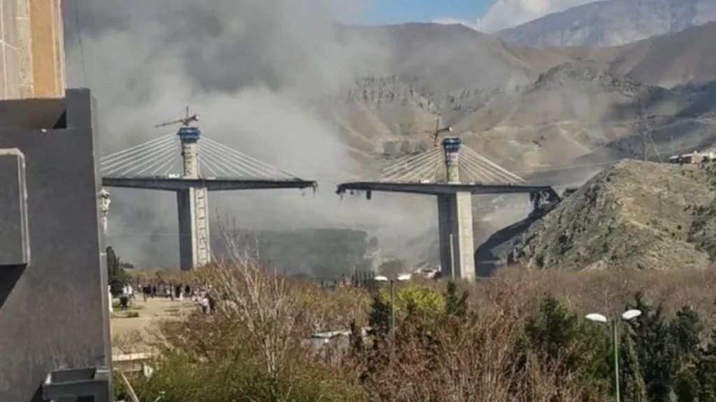Ιράν: Χτυπήθηκε η υψηλότερη γέφυρα της Μέσης Ανατολής – Συνδέει Τεχεράνη-Καράτζ