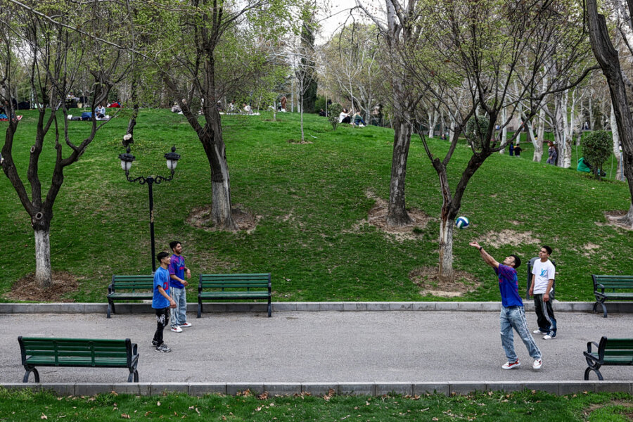 Συγκλονιστικές μαρτυρίες Ιρανών στο BBC για τη ζωή στον πόλεμο: «Δεν έχουμε κοιμηθεί πολλές μέρες και νύχτες»