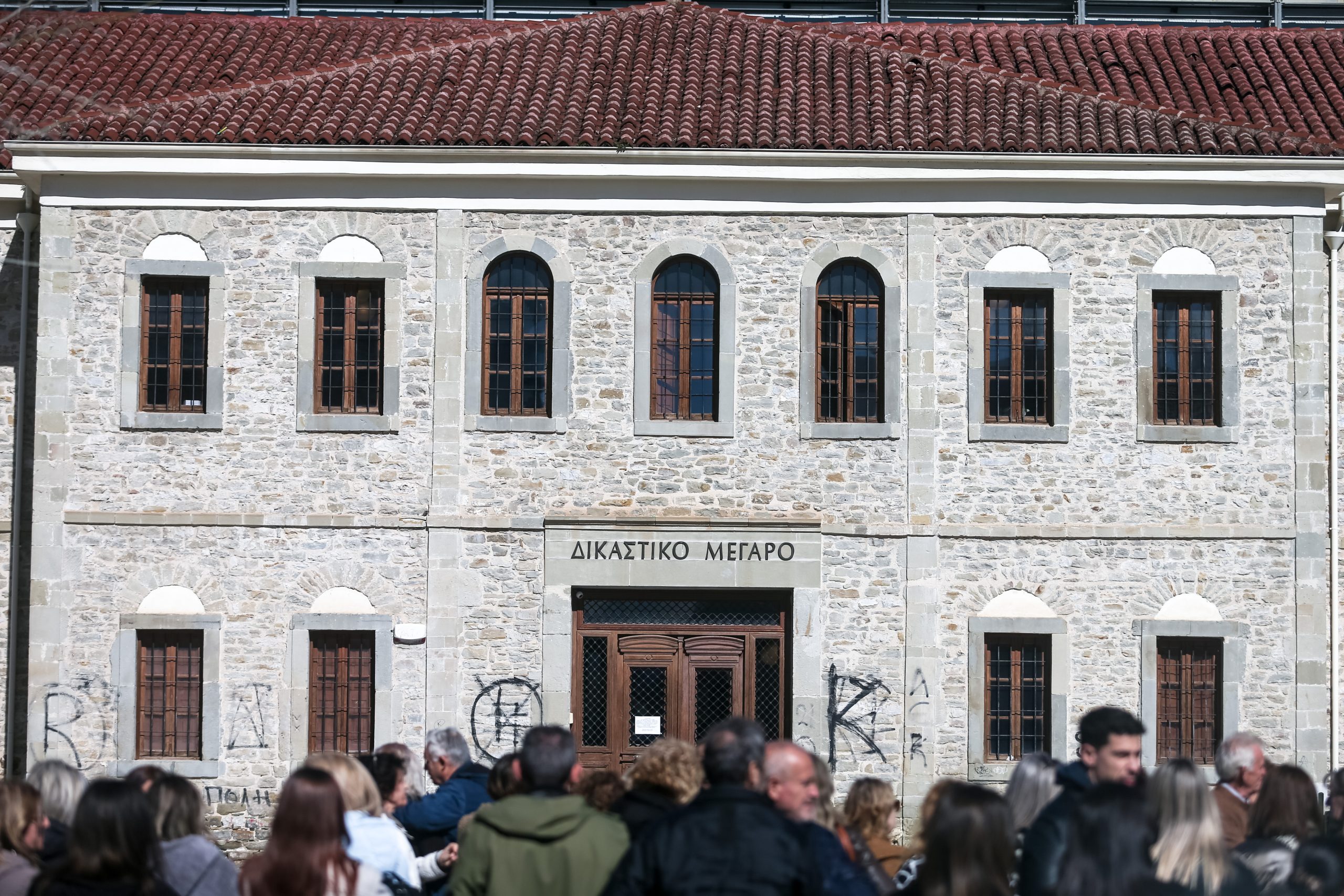 Στον ανακριτή δύο στελέχη της Βιολάντα για τη φονική έκρηξη