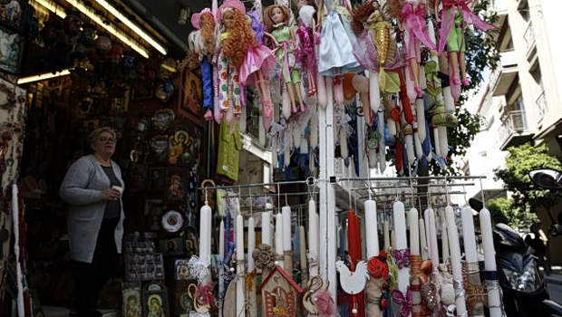 Ανοιχτά τα καταστήματα την Κυριακή - Το πασχαλινό τραπέζι και η «αγορά δύο ταχυτήτων»