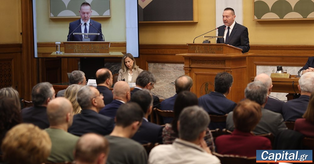 Σφίγγει ο κλοιός των κινδύνων για την ελληνική οικονομία από...