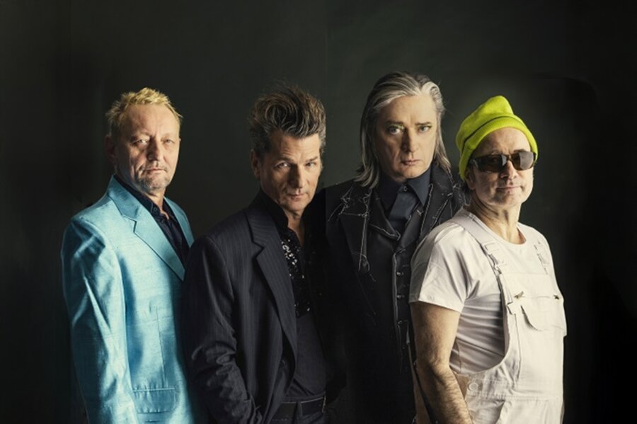 low-02-einstuerzende-neubautthomasrabsch-a7a8231cabc-a23d