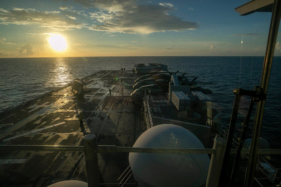 USS Tripoli: Αυτό είναι το πλοίο των ΗΠΑ με τους 3.500 πεζοναύτες που λένε ότι χτύπησαν οι Ιρανοί