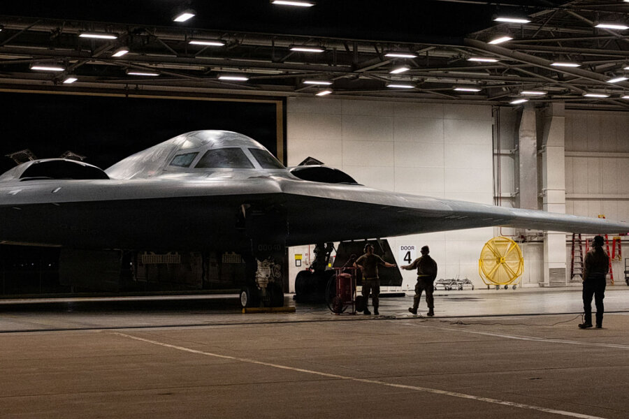 Νέα δραματική προειδοποίηση από την ΔΕΑΕ για Ιράν – Το Πάσχα που έγινε το Τσερνόμπιλ και ο πύραυλος που έπεσε 75 μέτρα μακριά