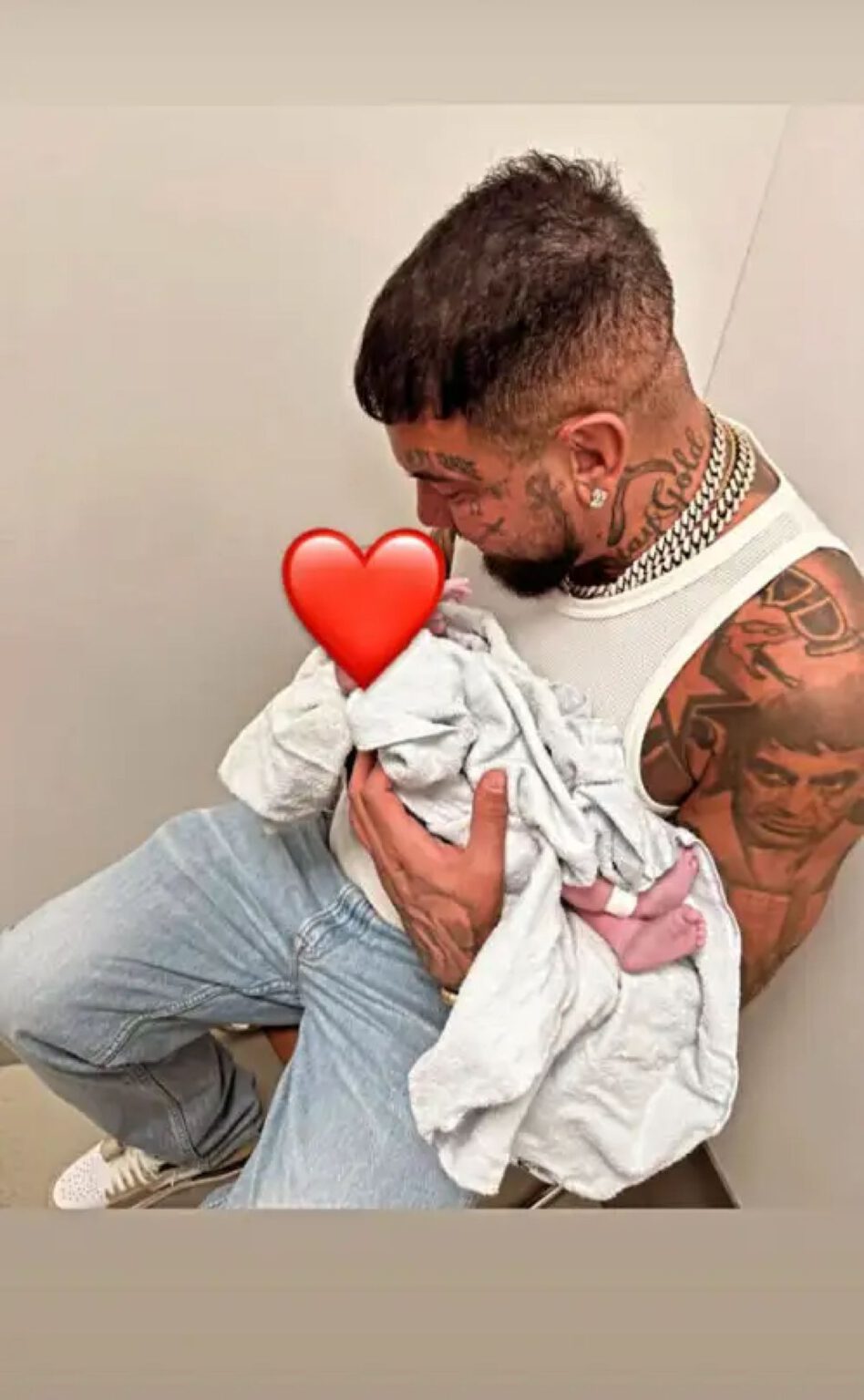 Snik & Marta Aharonian: Παντρεύτηκαν κρυφά - Οι πρώτες δηλώσεις του τράπερ