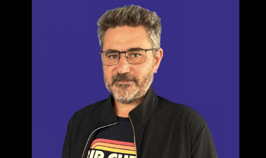 Θεανώ Φωτίου: «Αποχαιρετούμε τον αγαπημένο μας Βασίλη» – Η ανάρτησή της για τον θάνατο του γιου της