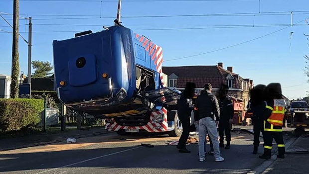 Γαλλία: Τρένο υψηλής ταχύτητας συγκρούστηκε με φορτηγό - Ένας νεκρός, 27 τραυματίες