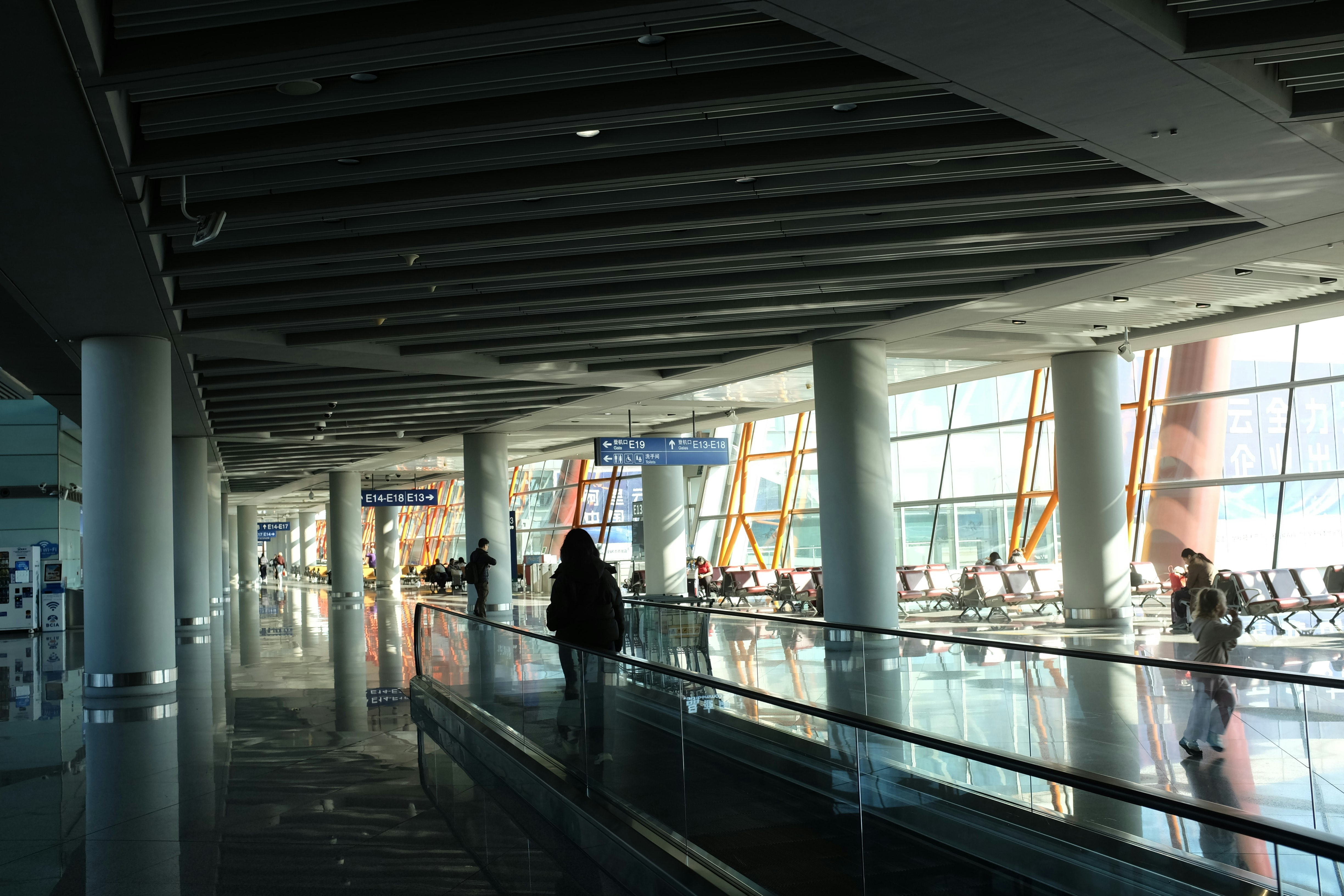 Τι αλλάζει στα ταξίδια από και προς την ΕΕ από τις 10 Απριλίου