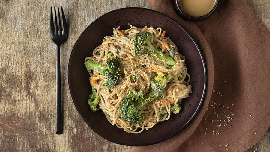 Σπαγγέτι με ταχίνι και λεμόνι