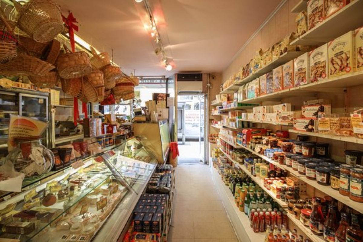 shelves-full-of-great