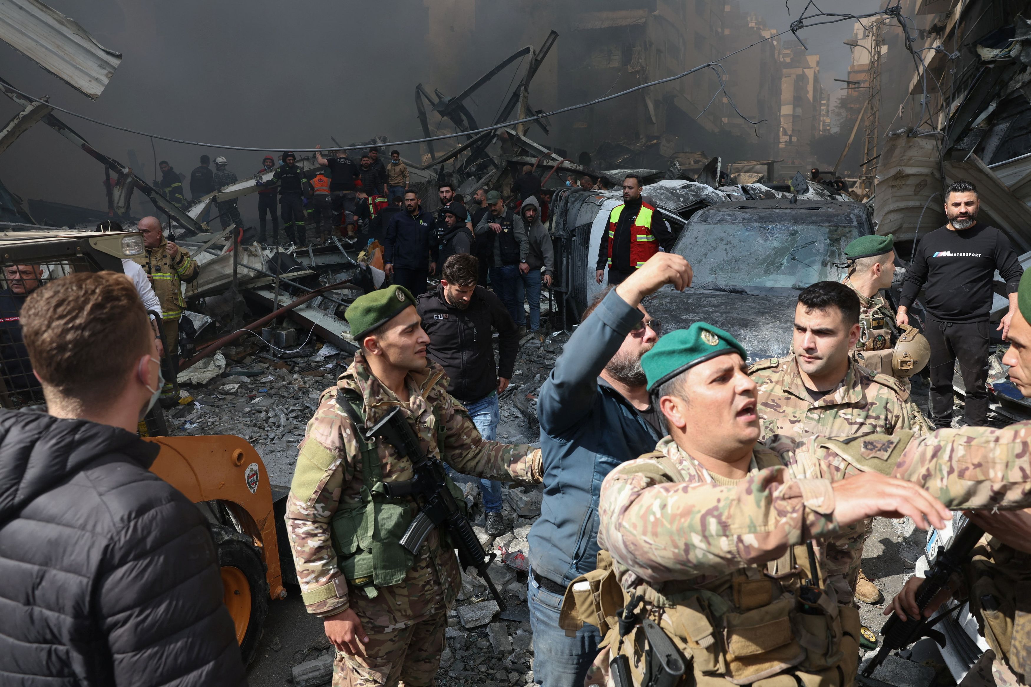 Το Ισραήλ σφυροκοπά τον Λίβανο - Εκατοντάδες νεκροί και τραυματίες