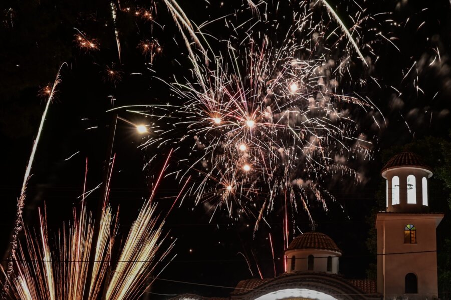 [377395] ΑΝΑΣΤΑΣΗ ΣΤΟΝ ΙΕΡΟ ΝΑΟ ΠΡΟΦΗΤΗ ΗΛΙΑ ΣΤΗΝ ΡΟΔΟΠΟΛΗ ΔΙΟΝΥΣΟΥ  (ΜΙΧΑΛΗΣ ΚΑΡΑΓΙΑΝΝΗΣ/EUROKINISSI)