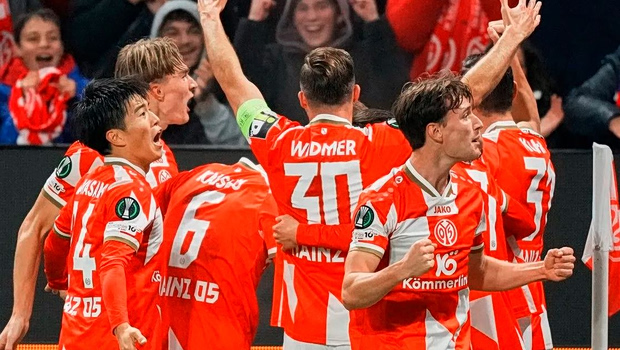 Τριάρες για Κρίσταλ Πάλας (3-0) και Σαχτάρ (3-0), βήμα πρόκρισης για Μάιντς (2-0) - Δείτε τα γκολ