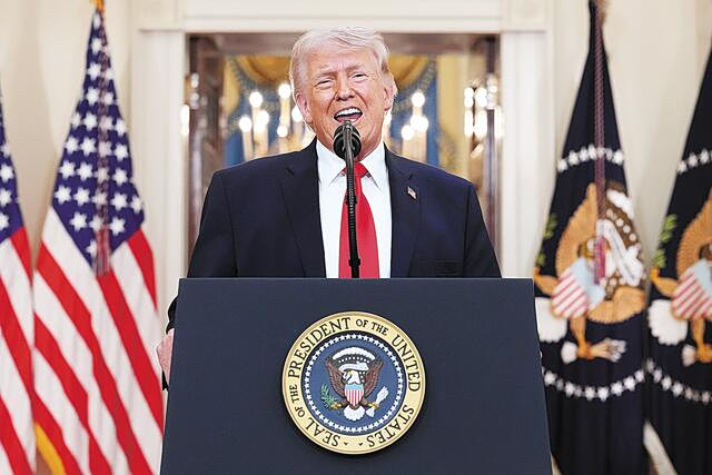 Τραμπ για πόλεμο Ιράν