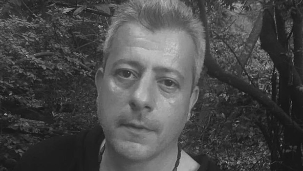 Πέθανε σε ηλικία 56 ετών ο δημοσιογράφος Νίκος Παπαδάκος