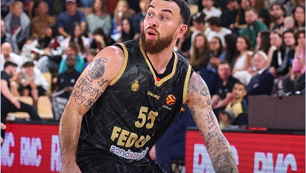 Red flags στις σχέσεις: 8 σιωπηλά σημάδια συναισθηματικής χειραγώγησης