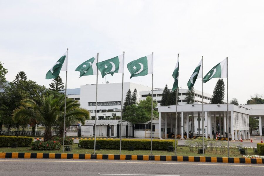 Κρίσιμες συνομιλίες σήμερα ανάμεσα σε ΗΠΑ και Ιράν – Νέες προειδοποιήσεις Τραμπ