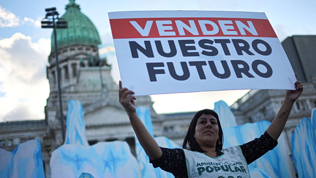 Αργεντινή: Εξορύξεις σε οικολογικά ευαίσθητες περιοχές παγετώνων προωθεί η κυβέρνηση Μιλέι - Θύελλα αντιδράσεων