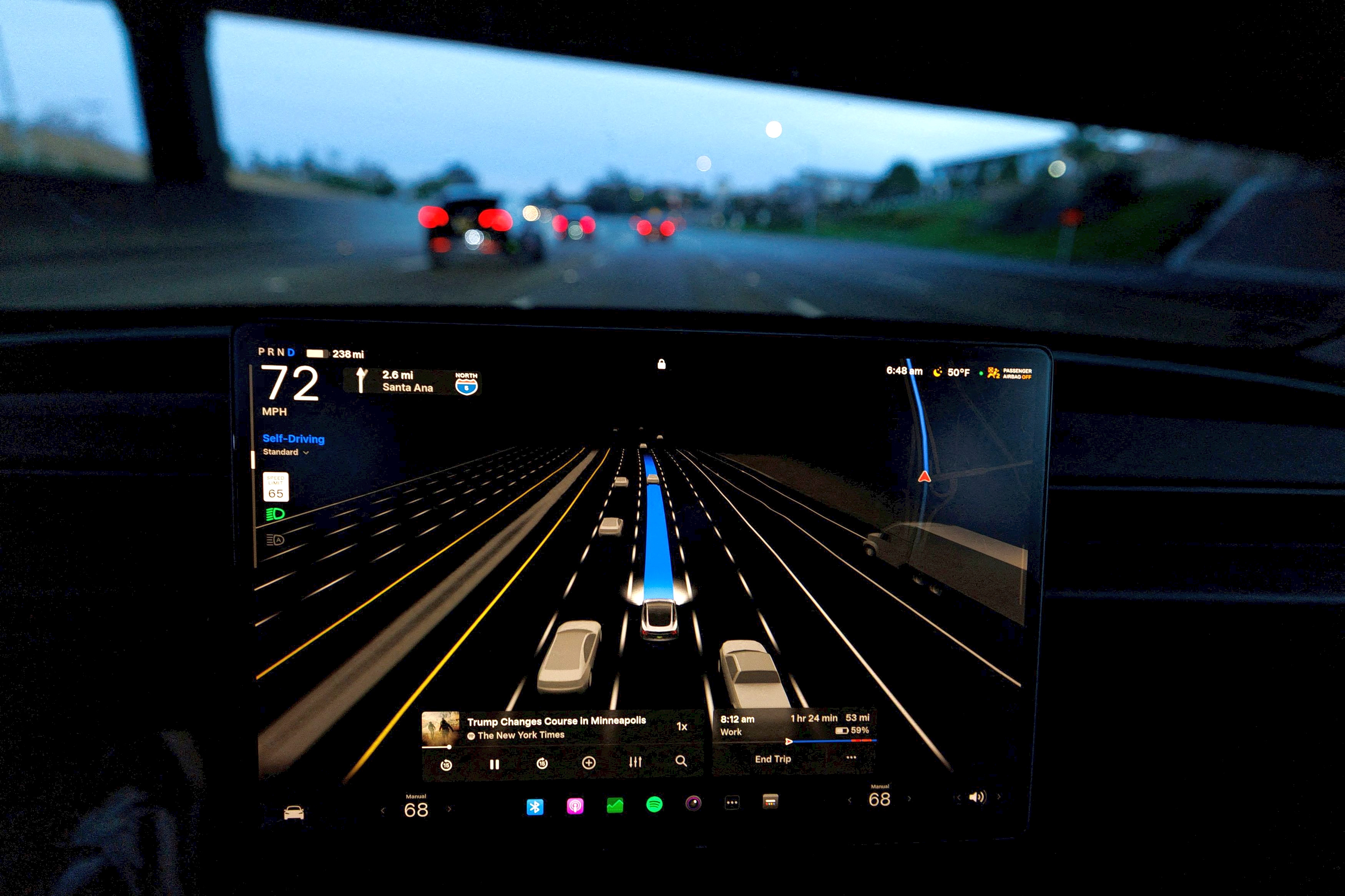 Tesla: Πρώτη άδεια για «πλήρως αυτόνομη οδήγηση» σε ευρωπαϊκή χώρα