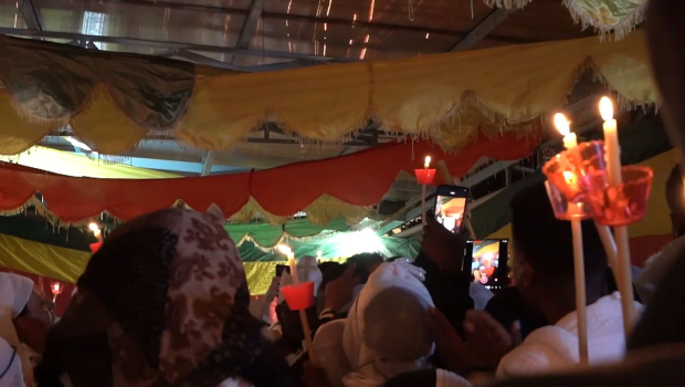 Πώς γιόρτασαν οι Αιθίοπες της Αθήνας την Ανάσταση - Τύμπανα, χορός και μυστήριο