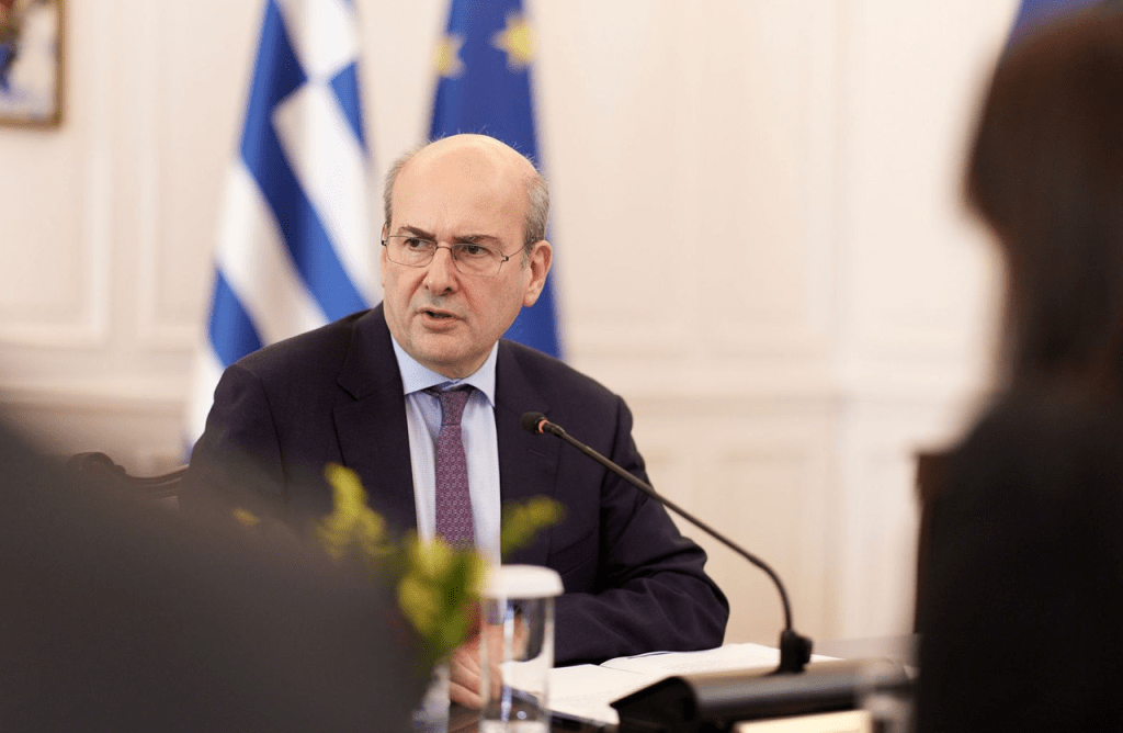 Κωστής Χατζηδάκης: Προτείνει Συνταγματικό «κόφτη» σε έλλειμμα και χρέος