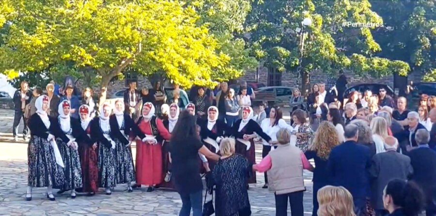 Παραδοσιακά τραγούδια και χοροί του Μεγαλόβρυσου