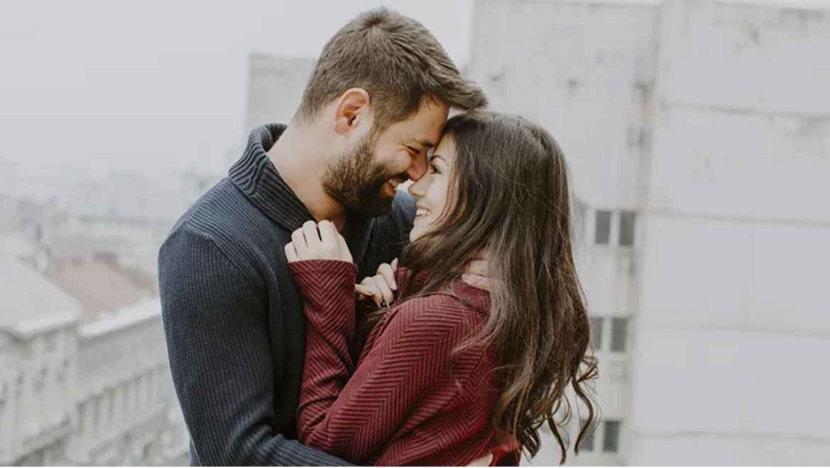 5 red flags που τελικά δεν είναι πρόβλημα στη σχέση σου