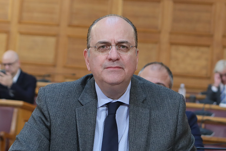 Οργή και προβληματισμός στη ΝΔ για τον Μακάριο Λαζαρίδη – Αναμένουν με αγωνία τις αποφάσεις Μητσοτάκη