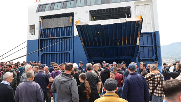 Μυτιλήνη: Δεν υποχωρούν οι κτηνοτρόφοι - Νέο συλλαλητήριο την Πέμπτη - Τι ζητούν