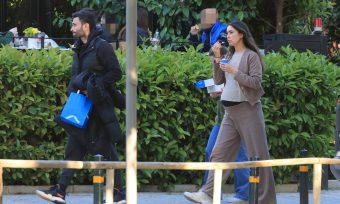 Άννα Πρέλεβιτς: Βόλτα με φουσκωμένη κοιλίτσα - Περιμένει το πρώτο της παιδί με τον Νικήτα Νομικό