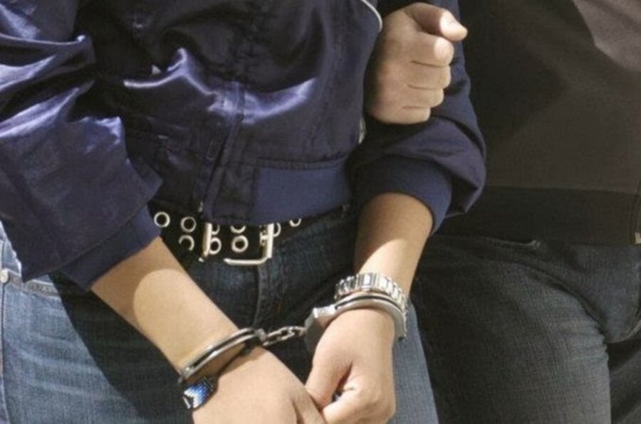 xeiropedes-gynaika1-copy-1280x847