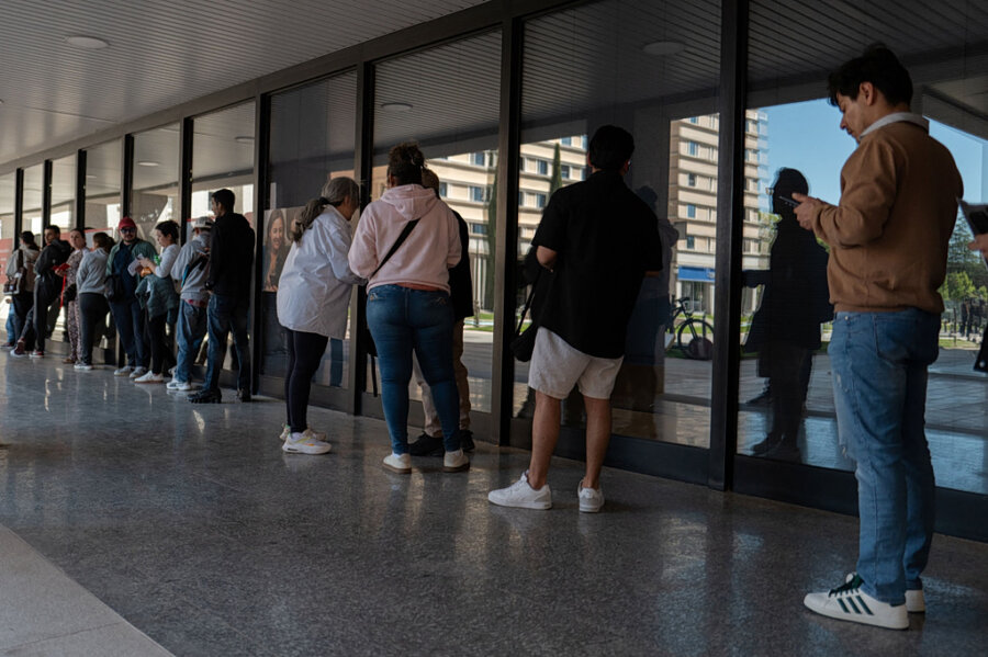 Η Χιλή λέει πως θα κλιμακώσει τις απελάσεις παράτυπων μεταναστών