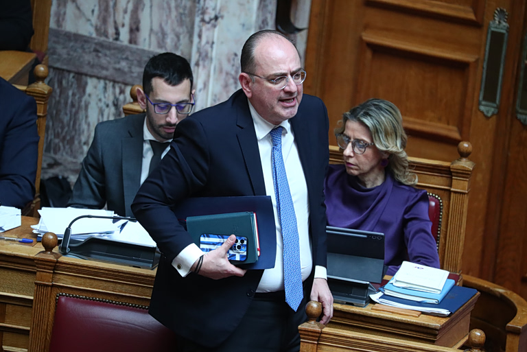 ΠΑΣΟΚ: Λόγια του αέρα η ανάληψη ευθύνης από τον Μακάριο Λαζαρίδη – Οφείλει να τον αποπέμψει ο Μητσοτάκης